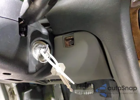 1992 Mitsubishi Diamante Ls from USA, damaged, VIN JA3XC57B6NY011828